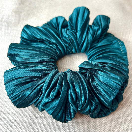 Teal Plissé Sheen Scrunchie