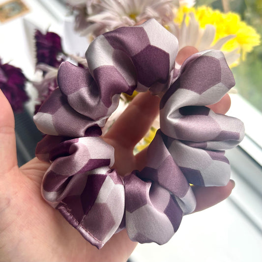 Purple Hexagonal Design Satin Scrunchie